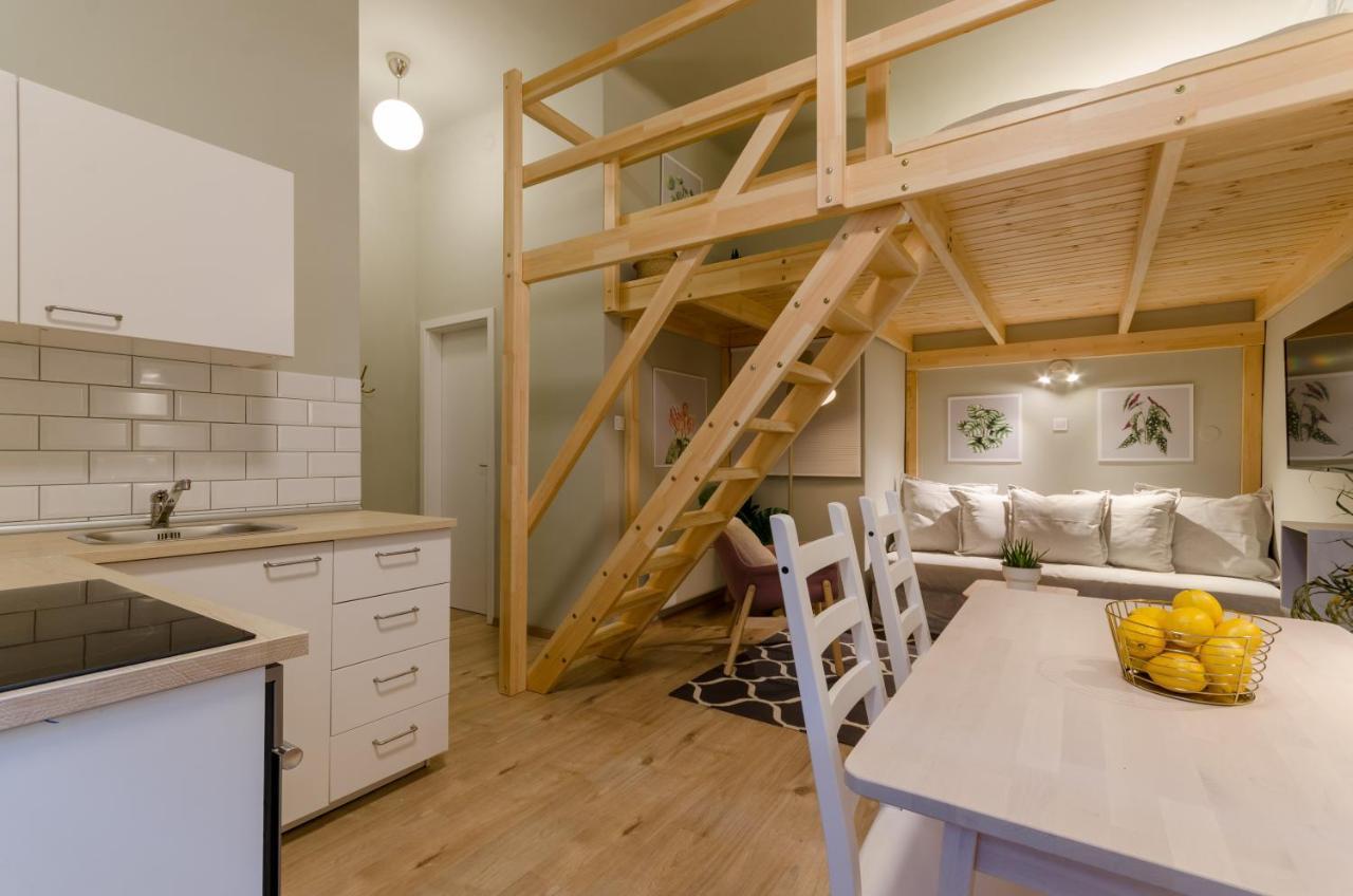 Cosy Studio In Party District Apartment Budapest Luaran gambar